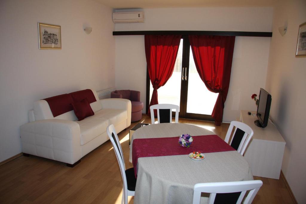 Apartments Zuvela Split Szoba fotó